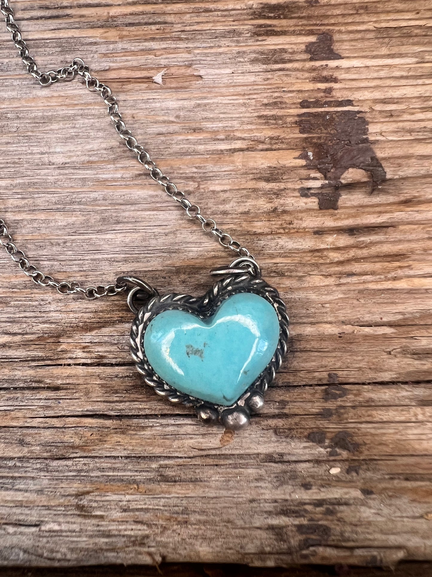 Corazon Necklace