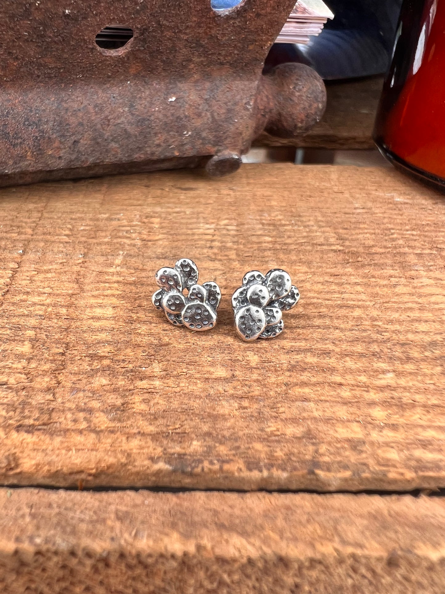 Cactus Studs